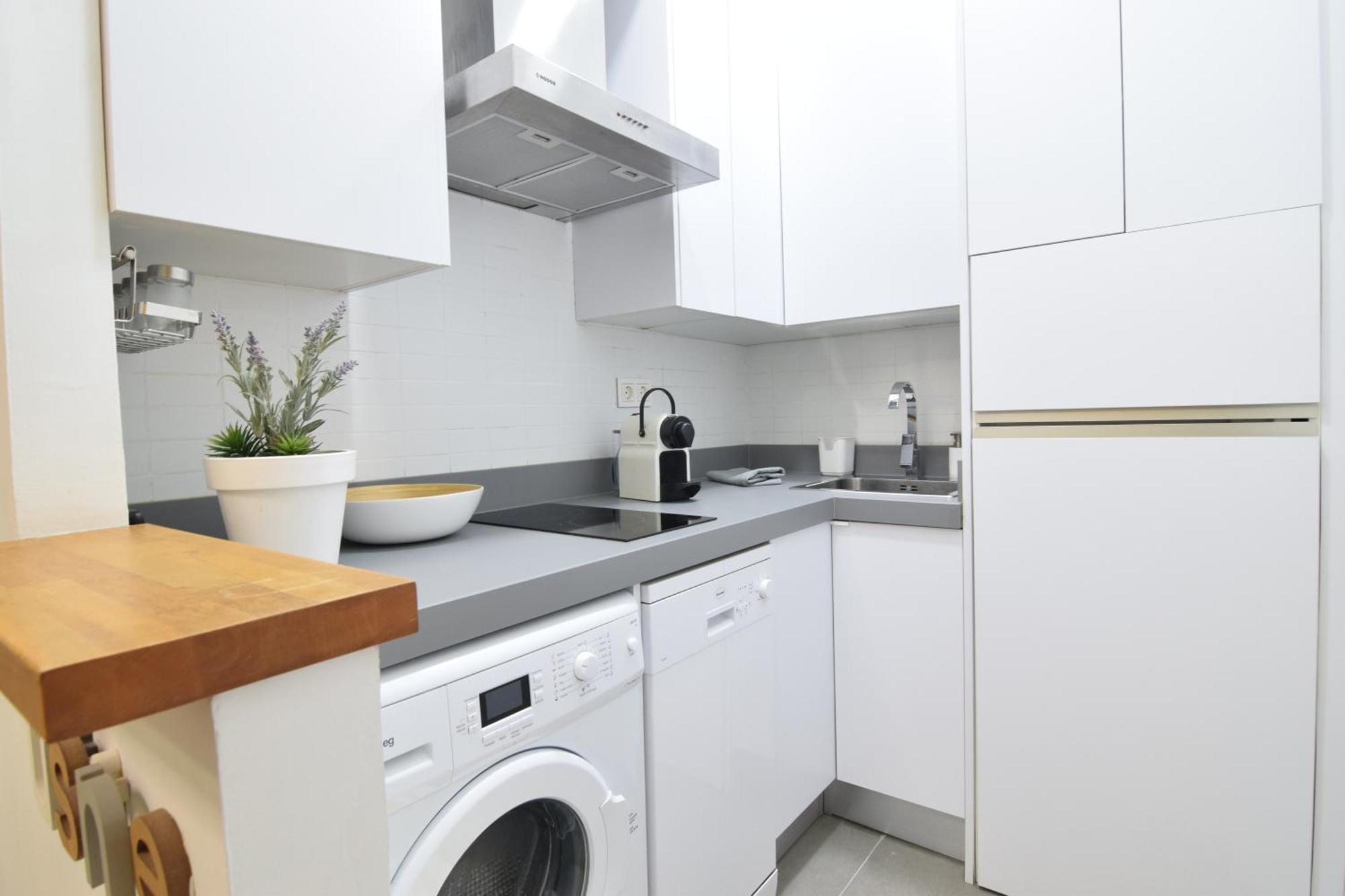 Apartamento Atarazanas Malaga Centro Historico エクステリア 写真
