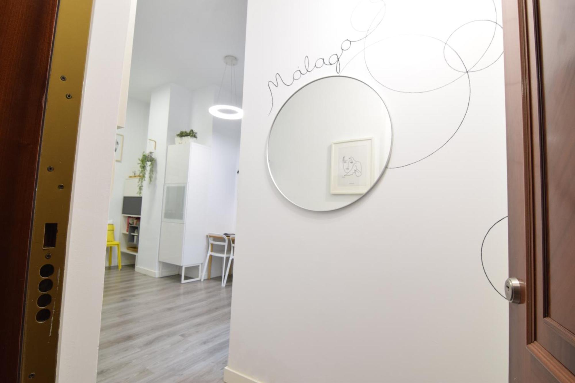 Apartamento Atarazanas Malaga Centro Historico エクステリア 写真