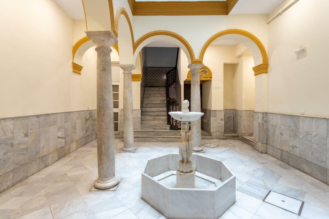 Apartamento Atarazanas Malaga Centro Historico エクステリア 写真